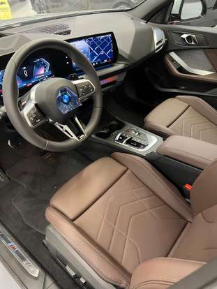BMW-220i-2025
