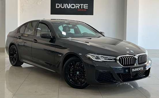 BMW-530e-2022