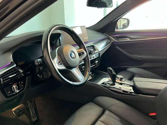 BMW-530e-2.0 16V TWINPOWER HÍBRIDO M SPORT AUTOMÁTICO BMW-530e-2022