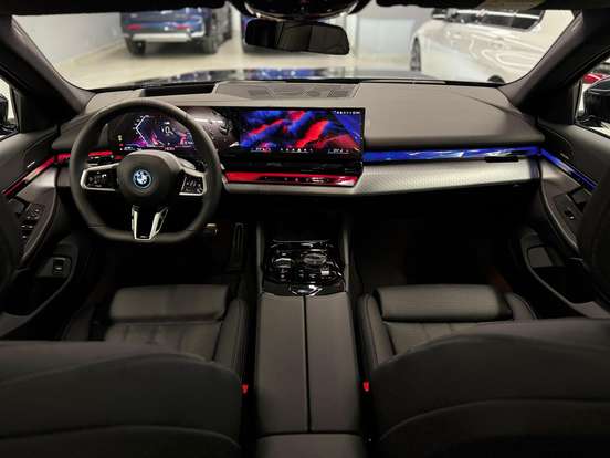 BMW-530e-2.0 TWINPOWER PHEV M SPORT AUTOMÁTICO BMW-530e-2025
