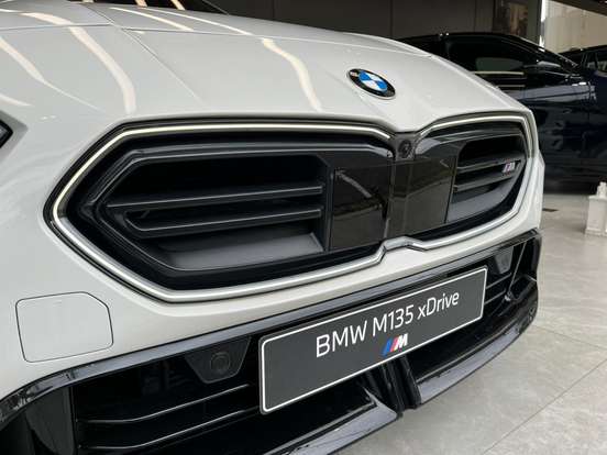 BMW-M 135i-2.0 16V TURBO GASOLINA XDRIVE STEPTRONIC BMW-M 135i-2026