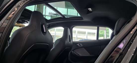 BMW-M 135i-2025