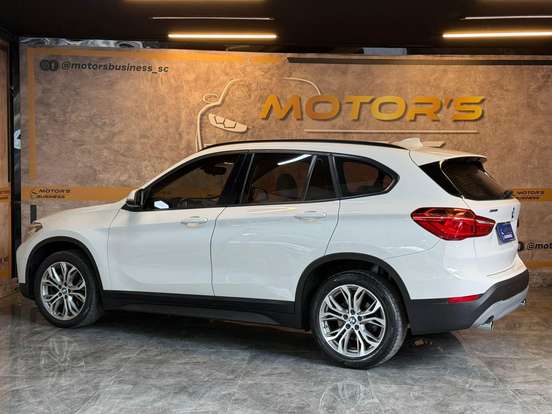 BMW-X1-2.0 16V TURBO ACTIVEFLEX SDRIVE20I 4P AUTOMÁTICO BMW-X1-2018