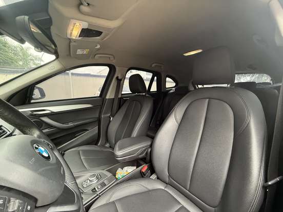 BMW-X1-2021