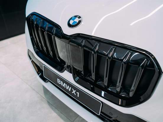 BMW-X1-2025