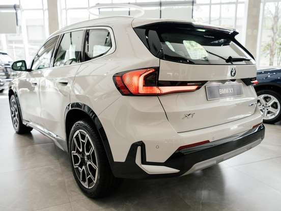 BMW-X1-2.0 16V TURBO GASOLINA SDRIVE20I X-LINE STEPTRONIC BMW-X1-2026