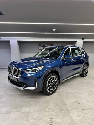 BMW X1 2.0 16V TURBO GASOLINA SDRIVE20I X-LINE STEPTRONIC