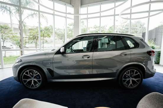 BMW-X5-2025