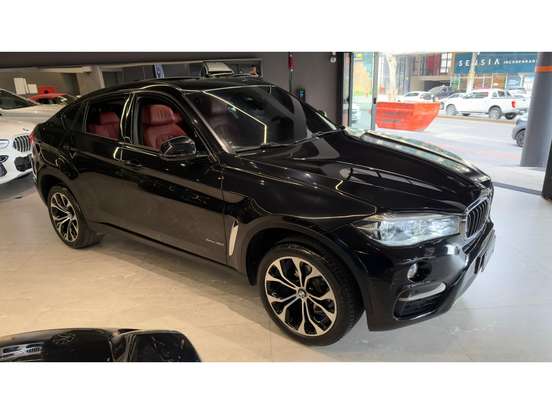 BMW-X6-3.0 35I 4X4 COUPÉ 6 CILINDROS 24V GASOLINA 4P AUTOMÁTICO BMW-X6-2017