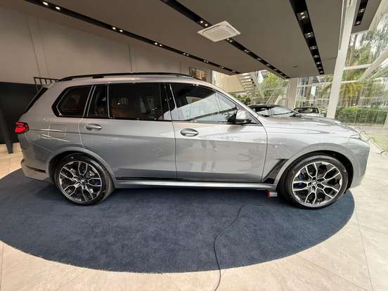 BMW-X7-3.0 TWINPOWER GASOLINA XDRIVE40I M SPORT STEPTRONIC BMW-X7-2025