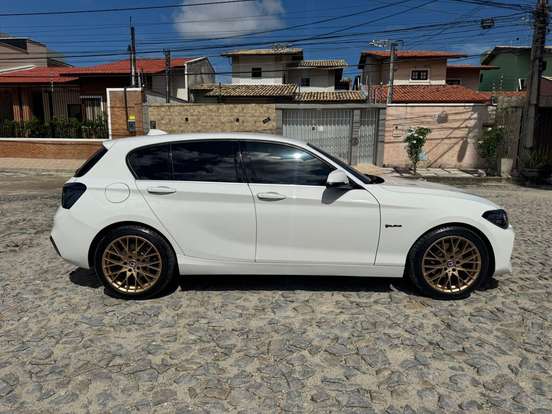 BMW-120i-2015
