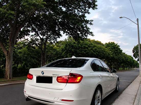 BMW-320i-2.0 16V TURBO GASOLINA 4P AUTOMÁTICO BMW-320i-2013