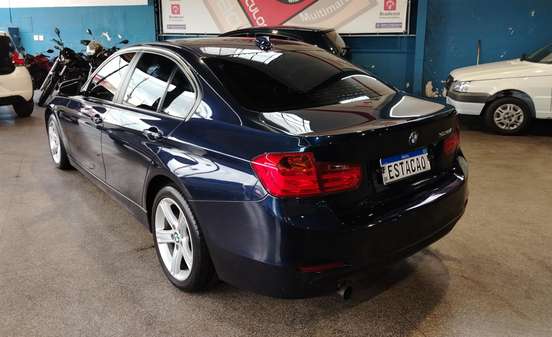 BMW-320i-2.0 16V TURBO GASOLINA 4P AUTOMÁTICO BMW-320i-2013