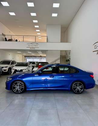 BMW-320i-2021