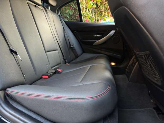 BMW-320i-2.0 SPORT 16V TURBO ACTIVE FLEX 4P AUTOMÁTICO BMW-320i-2018