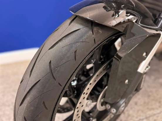 BMW-F 900 R SPORT PLUS BMW-F 900 R SPORT PLUS-2024