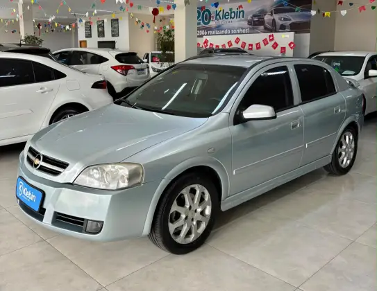 CHEVROLET ASTRA 2.0 MPFI ADVANTAGE 8V FLEX 4P MANUAL CHEVROLET ASTRA 2.0 MPFI ADVANTAGE 8V FLEX 4P MANUAL