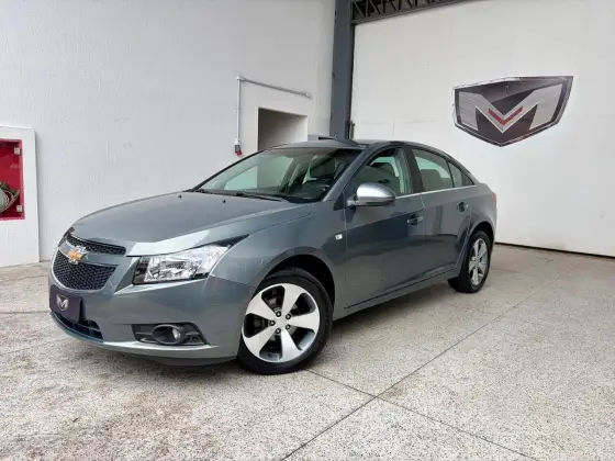 CHEVROLET CRUZE 1.8 LT 16V FLEX 4P AUTOMÁTICO CHEVROLET CRUZE 1.8 LT 16V FLEX 4P AUTOMÁTICO