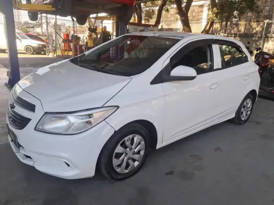 CHEVROLET ONIX 1.0 MPFI JOY 8V FLEX 4P MANUAL