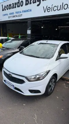 CHEVROLET ONIX 1.0 MPFI LT 8V FLEX 4P MANUAL CHEVROLET ONIX 1.0 MPFI LT 8V FLEX 4P MANUAL