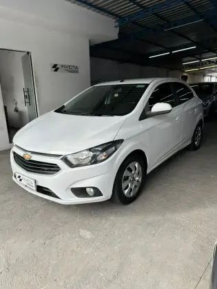 CHEVROLET ONIX 1.4 MPFI LT 8V FLEX 4P AUTOMÁTICO CHEVROLET ONIX 1.4 MPFI LT 8V FLEX 4P AUTOMÁTICO