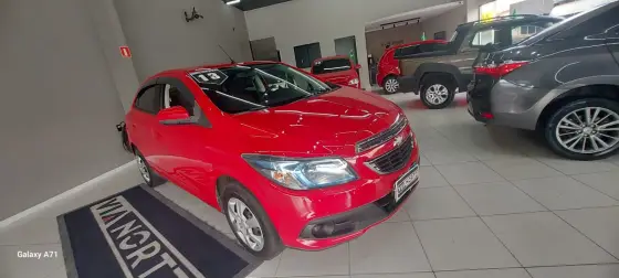 CHEVROLET ONIX 1.4 MPFI LT 8V FLEX 4P MANUAL CHEVROLET ONIX 1.4 MPFI LT 8V FLEX 4P MANUAL