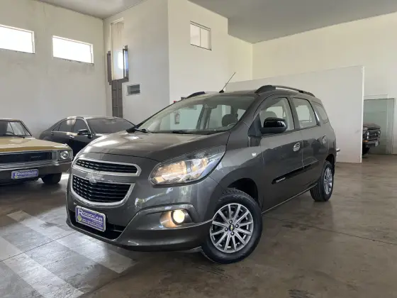 CHEVROLET SPIN 1.8 ADVANTAGE 8V FLEX 4P AUTOMÁTICO CHEVROLET SPIN 1.8 ADVANTAGE 8V FLEX 4P AUTOMÁTICO