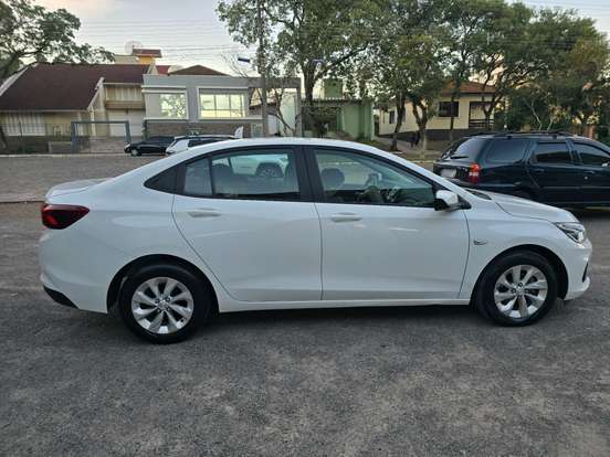 CHEVROLET-ONIX-2022