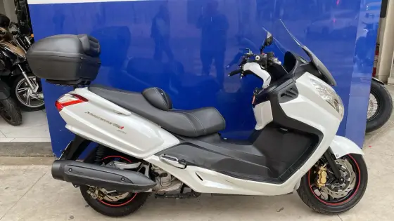 DAFRA MAXSYM 400i DAFRA MAXSYM 400i
