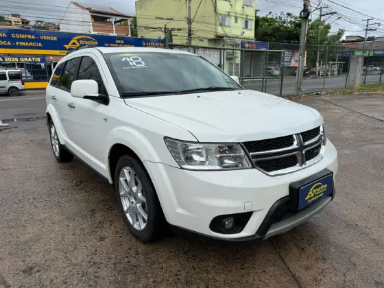 DODGE JOURNEY 3.6 RT V6 GASOLINA 4P AUTOMÁTICO DODGE JOURNEY 3.6 RT V6 GASOLINA 4P AUTOMÁTICO