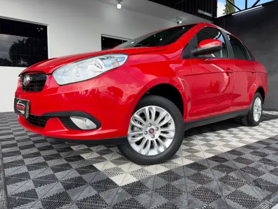 FIAT GRAND SIENA 1.4 MPI ATTRACTIVE 8V FLEX 4P MANUAL FIAT GRAND SIENA 1.4 MPI ATTRACTIVE 8V FLEX 4P MANUAL