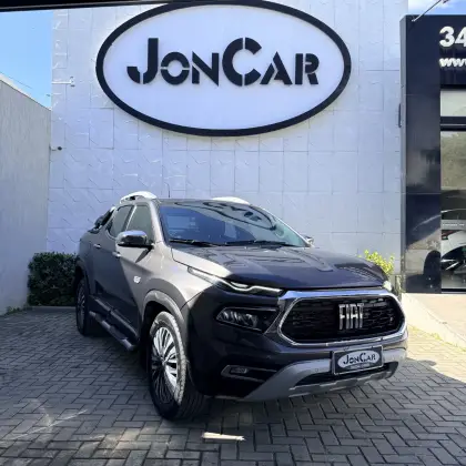 FIAT TORO 2.0 16V TURBO DIESEL RANCH 4WD AT9 FIAT TORO 2.0 16V TURBO DIESEL RANCH 4WD AT9