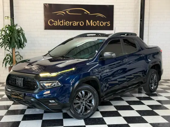 FIAT TORO 2.0 16V TURBO DIESEL ULTRA 4WD AT9 FIAT TORO 2.0 16V TURBO DIESEL ULTRA 4WD AT9