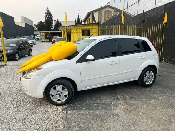 FORD FIESTA 1.6 MPI HATCH 8V FLEX 4P MANUAL FORD FIESTA 1.6 MPI HATCH 8V FLEX 4P MANUAL