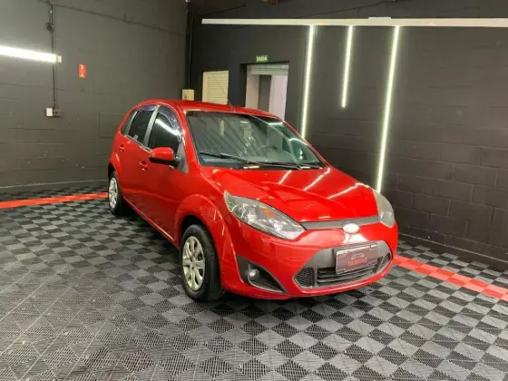FORD FIESTA 1.6 ROCAM SE 8V FLEX 4P MANUAL FORD FIESTA 1.6 ROCAM SE 8V FLEX 4P MANUAL