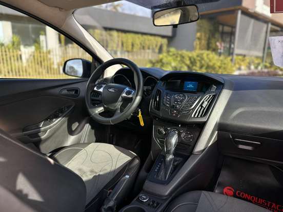 FORD-FOCUS-1.6 S SEDAN 16V FLEX 4P POWERSHIFT FORD-FOCUS-2014