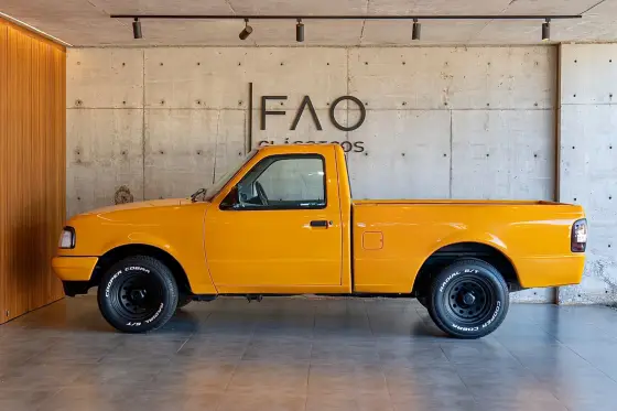FORD RANGER 4.0 XL 4X2 CS V6 12V GASOLINA 2P MANUAL FORD RANGER 4.0 XL 4X2 CS V6 12V GASOLINA 2P MANUAL