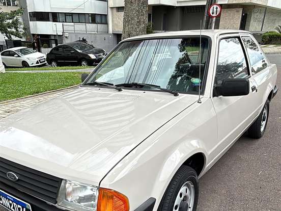 FORD-ESCORT-1.6 GL 8V ÁLCOOL 2P MANUAL FORD-ESCORT-1984