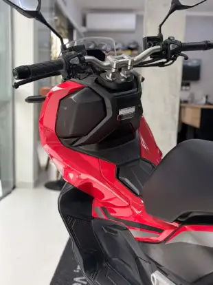 HONDA-ADV-2023