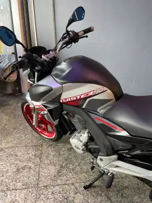 HONDA-CB TWISTER-2021