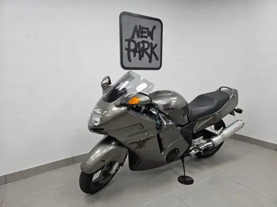 HONDA-CBR 1100XX SUPER BLACKBIRD HONDA-CBR 1100XX SUPER BLACKBIRD-1998