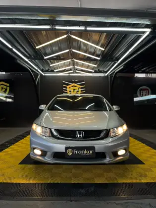 HONDA CIVIC 2.0 LXR 16V FLEX 4P AUTOMÁTICO HONDA CIVIC 2.0 LXR 16V FLEX 4P AUTOMÁTICO