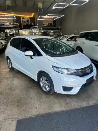 HONDA FIT 1.5 LX 16V FLEX 4P AUTOMÁTICO HONDA FIT 1.5 LX 16V FLEX 4P AUTOMÁTICO