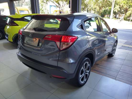 HONDA-HR-V-2015