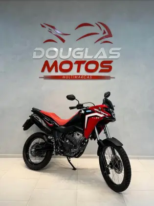 HONDA XRE 300 SAHARA RALLY HONDA XRE 300 SAHARA RALLY