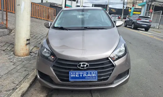 HYUNDAI HB20 1.0 COMFORT PLUS 12V FLEX 4P MANUAL HYUNDAI HB20 1.0 COMFORT PLUS 12V FLEX 4P MANUAL