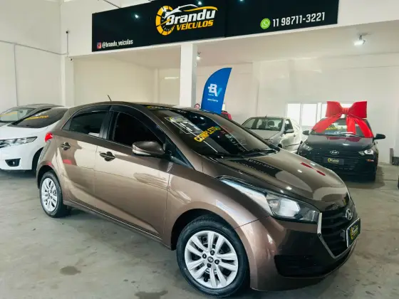 HYUNDAI HB20 1.0 COMFORT PLUS 12V TURBO FLEX 4P MANUAL HYUNDAI HB20 1.0 COMFORT PLUS 12V TURBO FLEX 4P MANUAL