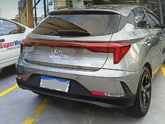 HYUNDAI HB20 1.0 TGDI FLEX PLATINUM AUTOMÁTICO HYUNDAI HB20 1.0 TGDI FLEX PLATINUM AUTOMÁTICO
