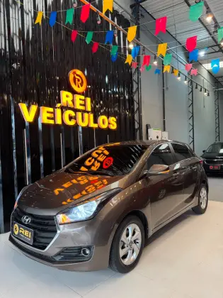 HYUNDAI HB20 1.6 COMFORT PLUS 16V FLEX 4P AUTOMÁTICO HYUNDAI HB20 1.6 COMFORT PLUS 16V FLEX 4P AUTOMÁTICO