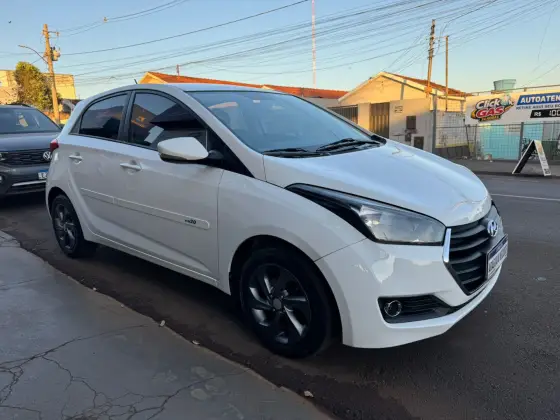 HYUNDAI HB20 1.6 PREMIUM 16V FLEX 4P AUTOMÁTICO